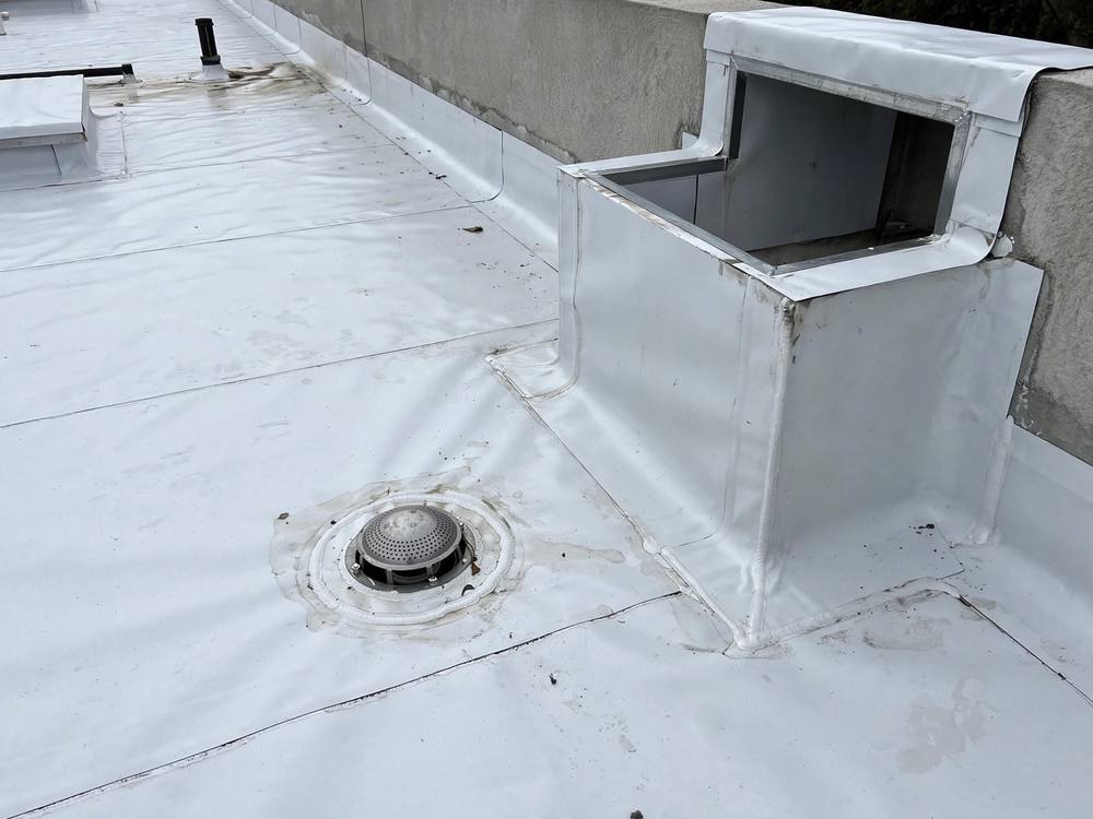 Professional Commercial Roofing in Van Nuys